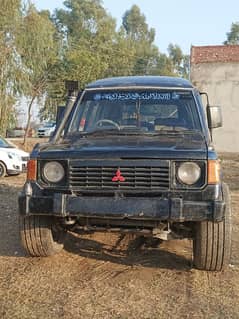 Mitsubishi Pajero 1985