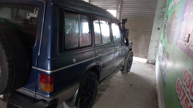 Mitsubishi Pajero 1985 3