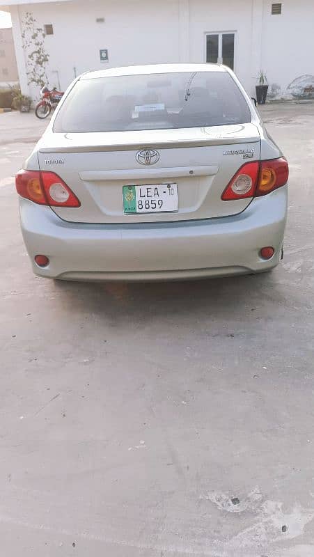 Toyota Corolla GLI 2010 3