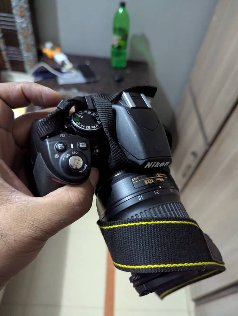 NIKON DSLR 10/10 Condition 3