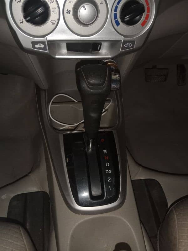 Honda City IVTEC 2017 6