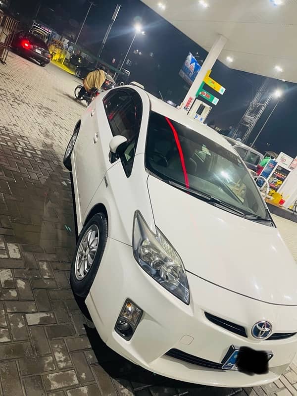 Toyota Prius 2011 model 14 import Islamabad reg 2