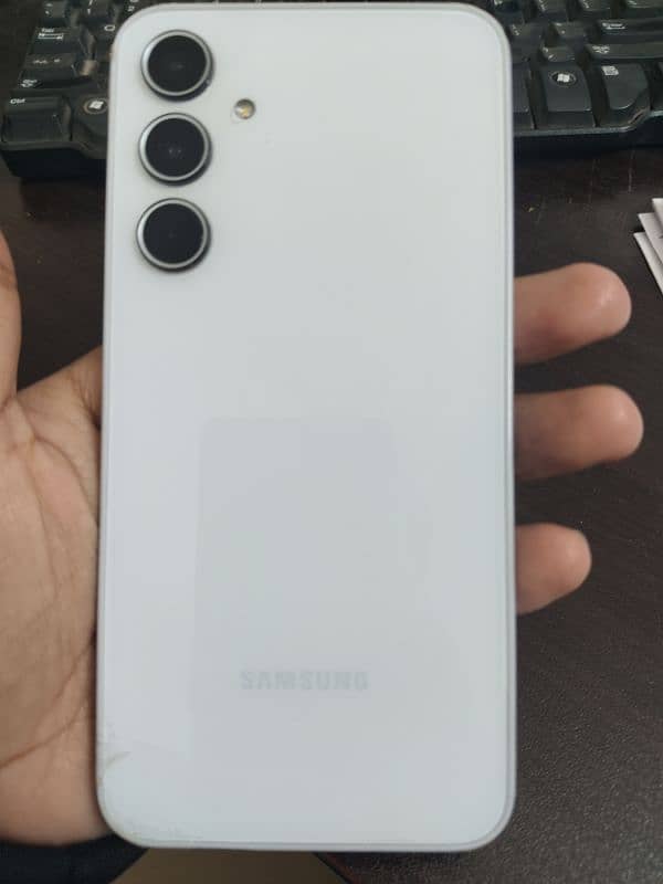 Samsung A35 0