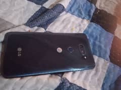 LG V30 plus ram rom 6.64 aRegent sell need money