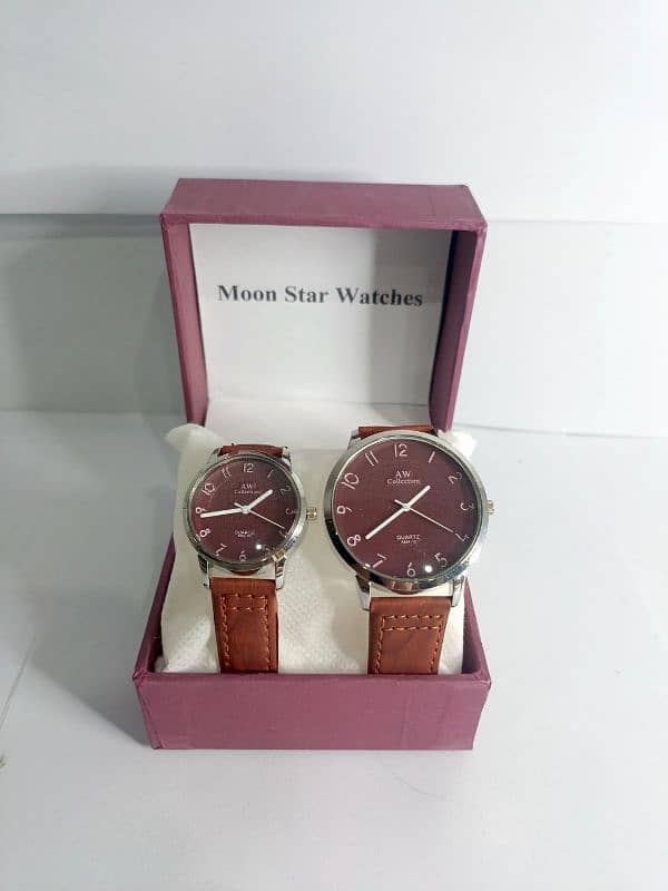 couple watches pack of 2 dilvery free all Pakistan 2