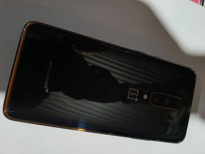 OnePlus 7T Pro McLaren Gaming Phone 4