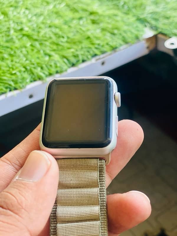 iwatch series 1 model 7000 4