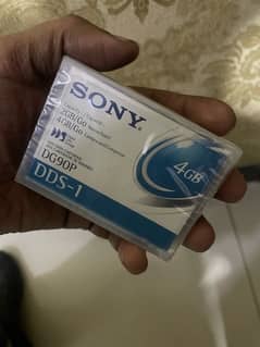 sony DDS-1 4GB