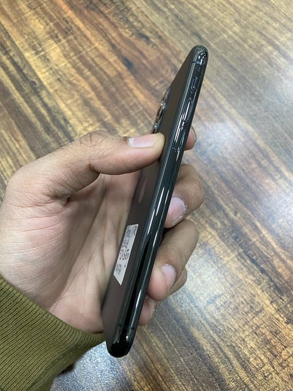 iPhone 11 Pro 256gb Non PTA 2