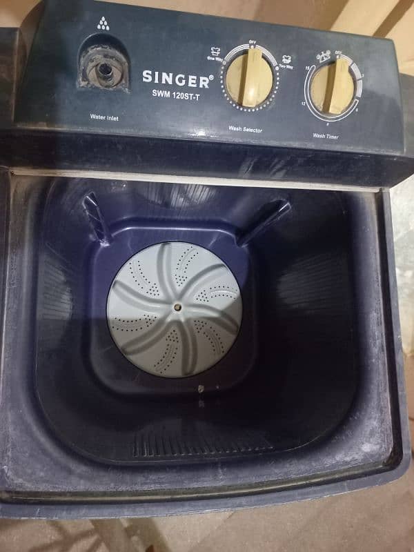 Singer Washing machine. 12 kg Size. 2