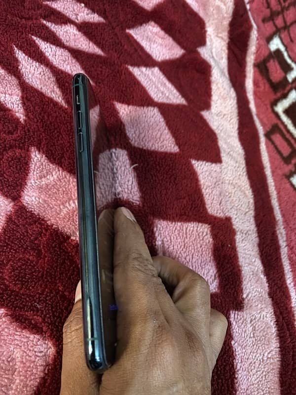 iphone 11 pro max 256gb pta approved 2