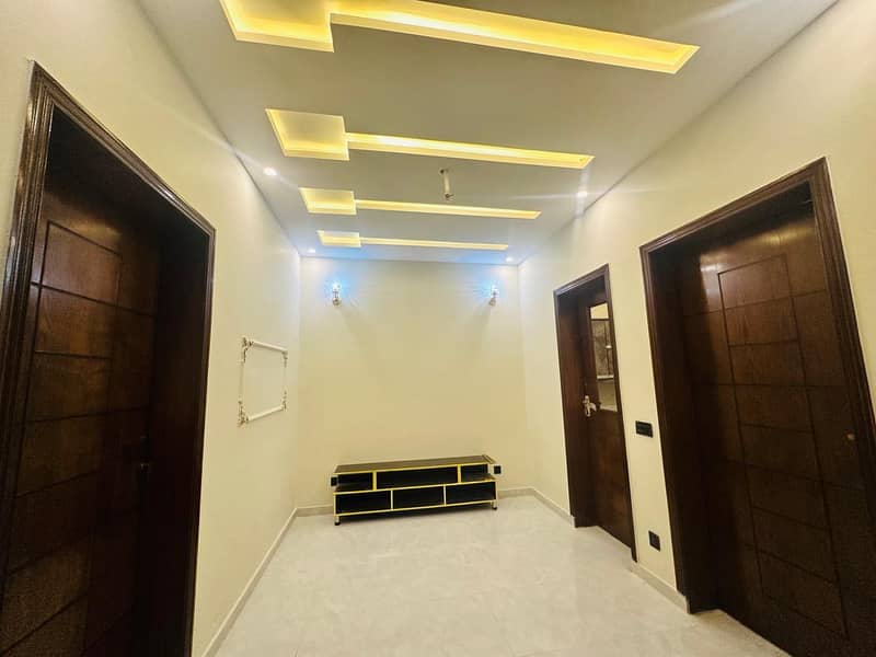 Double Storey Corner House for sale in Zaheer villas Military Accounts Society College road lahore ( with Solid Construction) 22