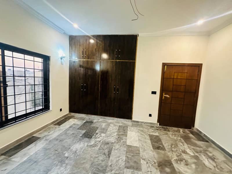 Double Storey Corner House for sale in Zaheer villas Military Accounts Society College road lahore ( with Solid Construction) 23