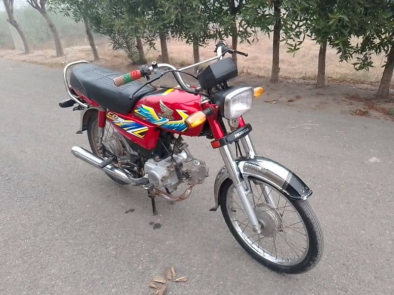 Honda CD 70. model 2021 APL 03161737719 2