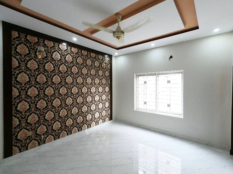 Owner Needy 10 Marla Double Unit House Near Mosque Park Commercial Nasheman Iqbal Phase-2 near Valencia Town LHR 27