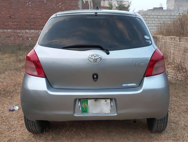 Toyota Vitz 2007/10 1