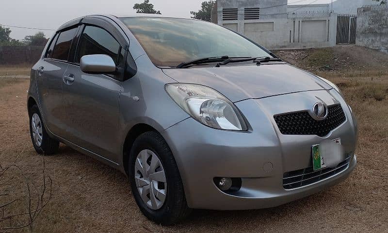 Toyota Vitz 2007/10 4