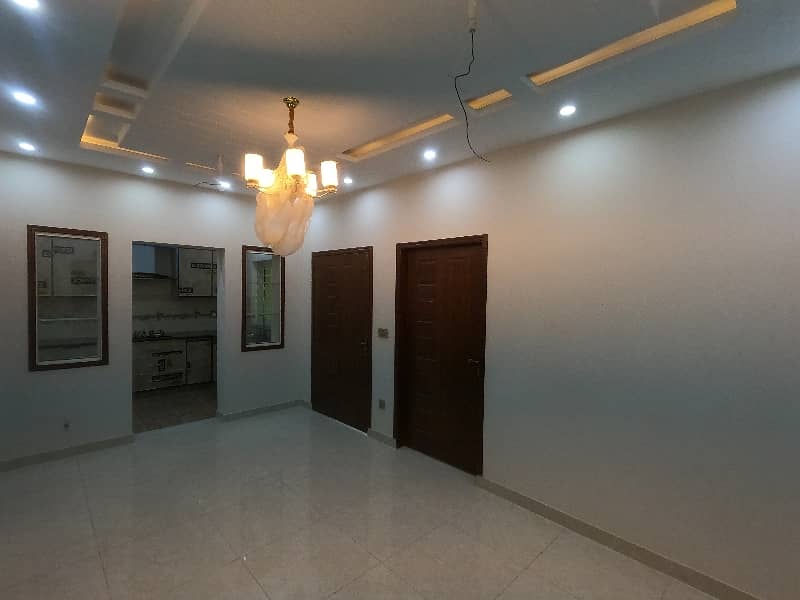 5 MARLA BRAND NEW HOUSE FOR SALE | PRIME LOCATION near Main 150ft Rd Nasheman E Iqbal Phase-2 near Valencia Town LHR 17