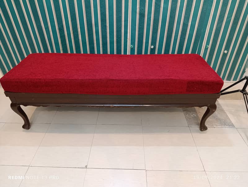 3 seater Wooden Settie 3