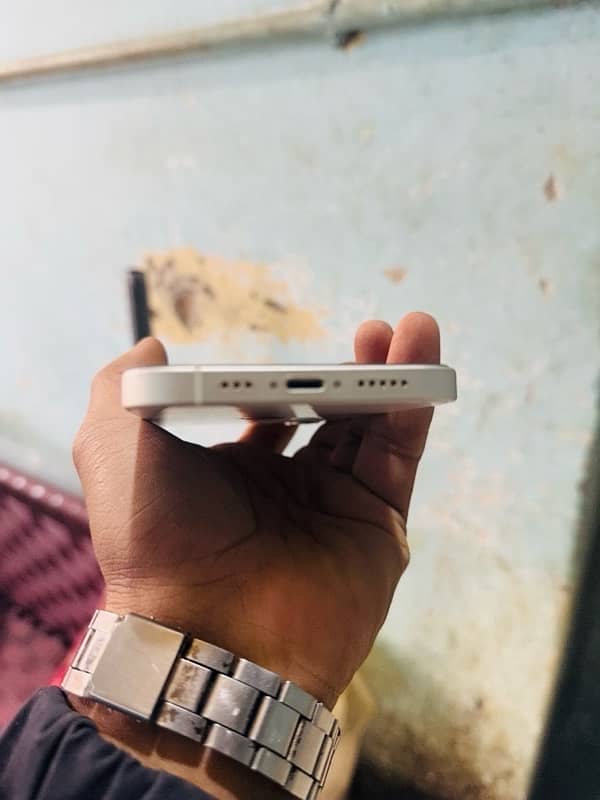 iphone 12   64gb Non PTA  Jv  Sim 2month Alow 2