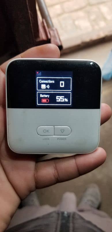 Pocket Wifi All Ok Unlock All sim working 10/10 Condition 1