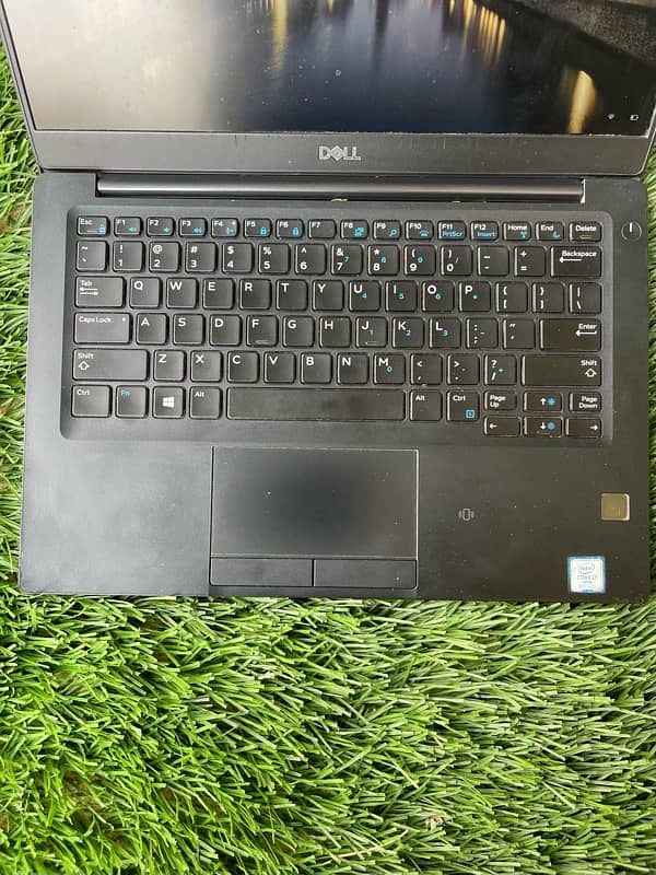 Dell Latitude 7390 Touch Screen 5