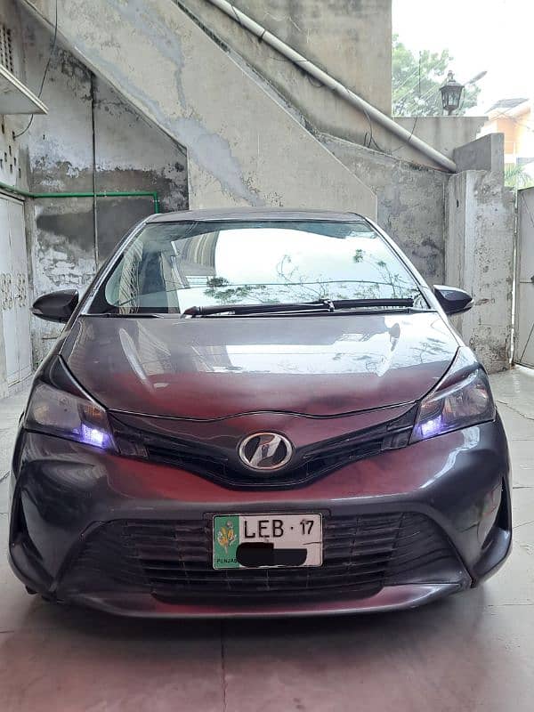 Toyota Vitz 2015 6