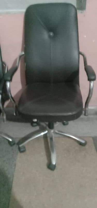 Office Chairs 1