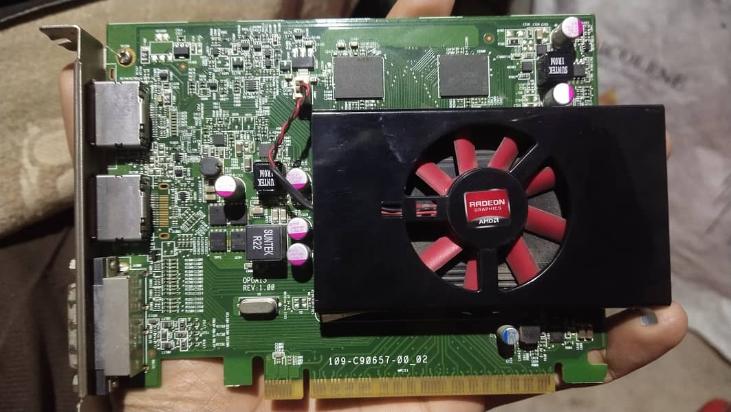 AMD R7 450 4Gb DDR5 graphics card 0