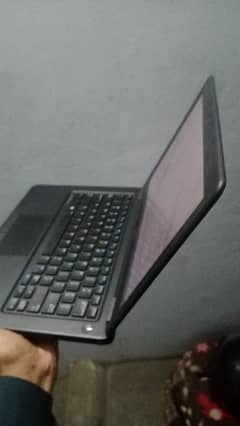 Best laptop 2025 Dell is for sale 8/128gb