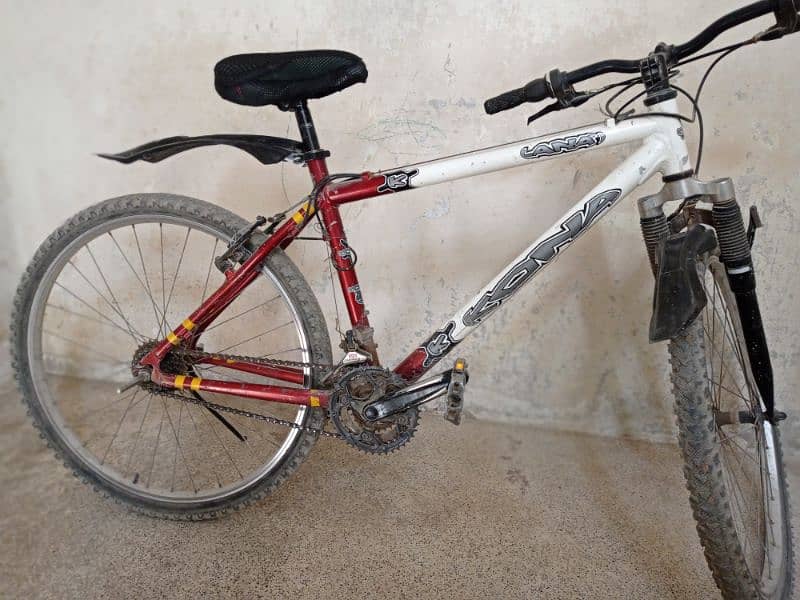 steel frame fully original Japan ki cycle hai 10 by 9.5 ki condition 0