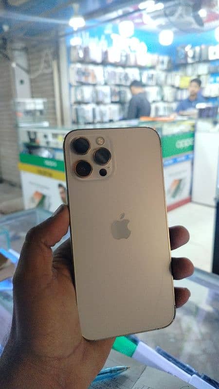 I phone 12 pro Maxx 256gb factory unlock 0