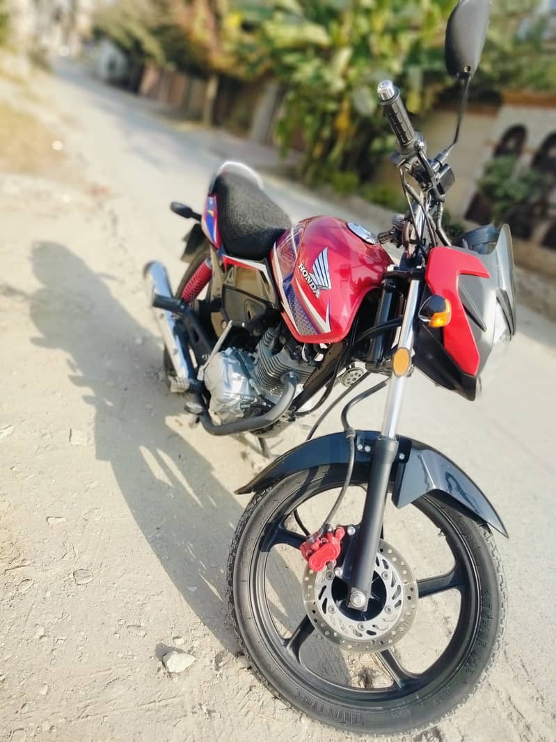 honda cb 125F 0