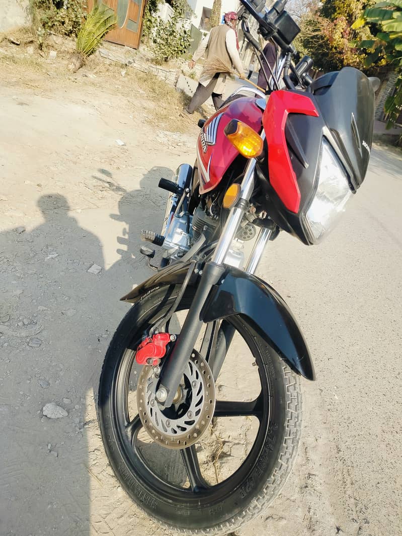 honda cb 125F 2