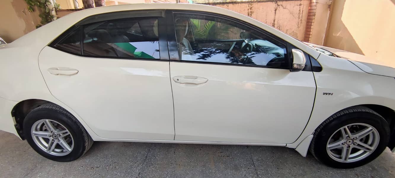 Toyota Corolla GLi Automatic 1.3 VVTi 2016 4