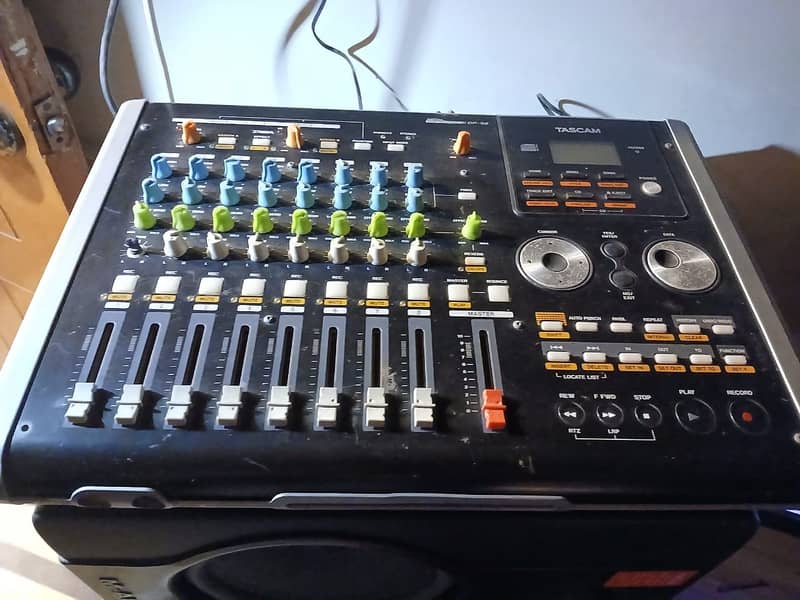 tascam digital audio mixer DP-02 0