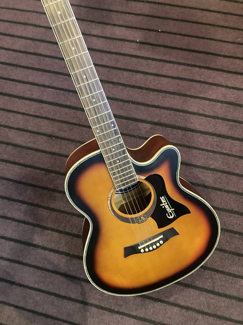 Acoustic guitar max size 10/10 0