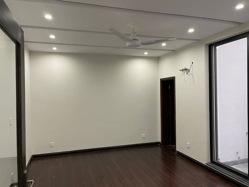 Brand New Commercial House For Rent In Gulberg. 19