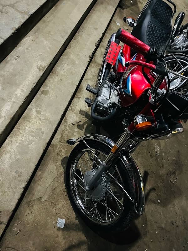 honda 125 2024 red urgent sale 5