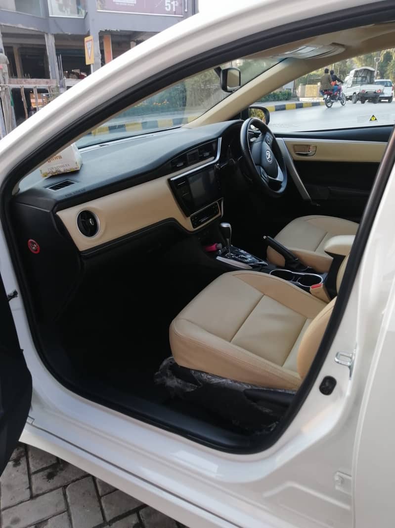 Toyota Corolla Altis Grande X 1.8 Beige Interior 2022 11