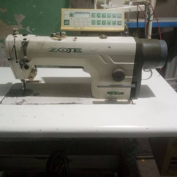 4 sewing Machines for sale 4