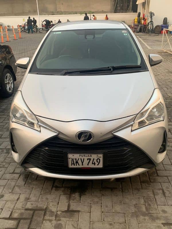 Toyota Vitz 2017 3