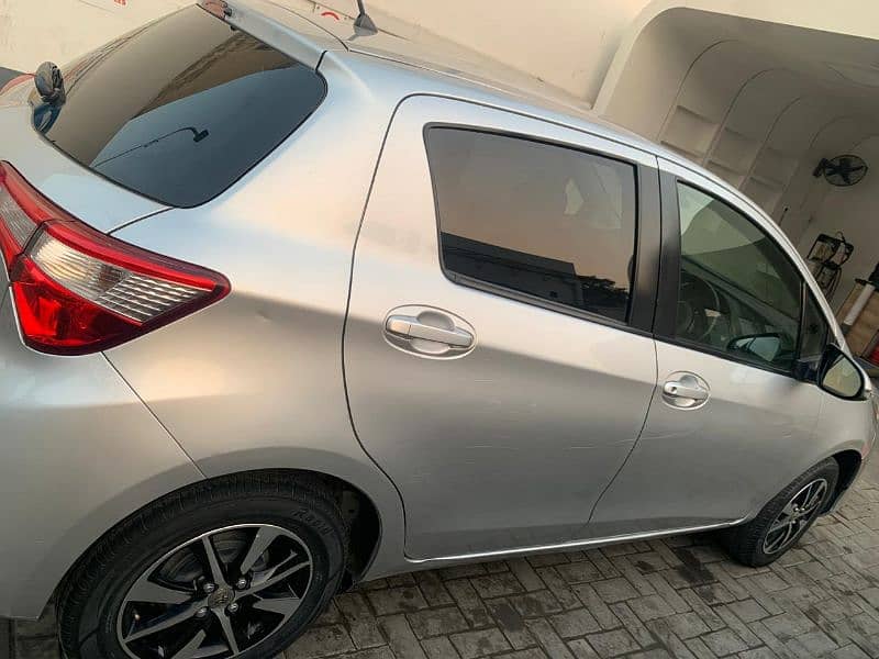 Toyota Vitz 2017 6