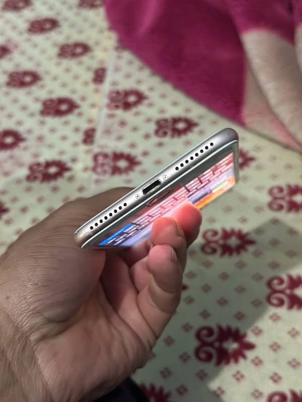 iPhone 7 Plus 128 non pta 6