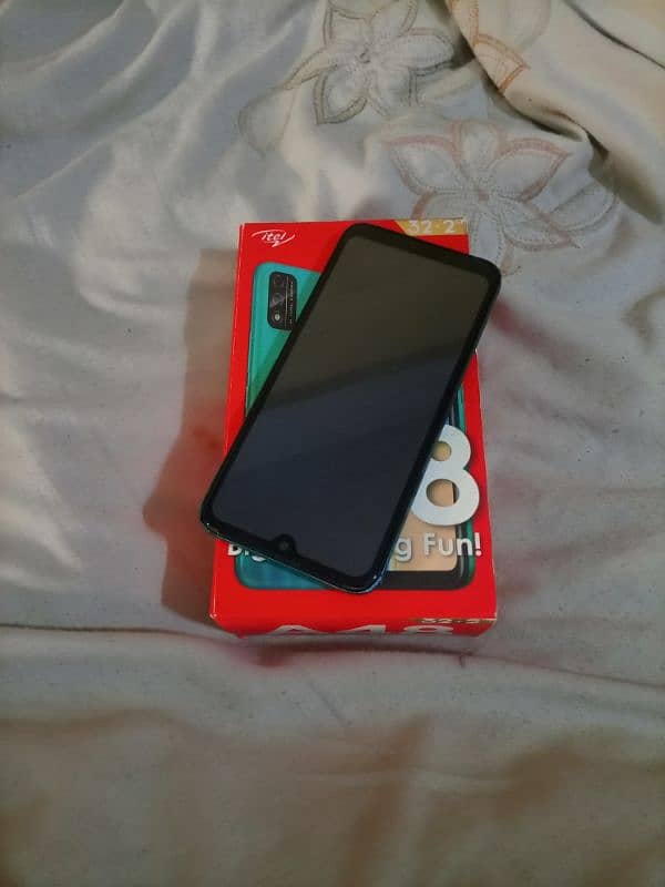 itel A48 with box 2 32gb in lalukhet plz add details parhen 0