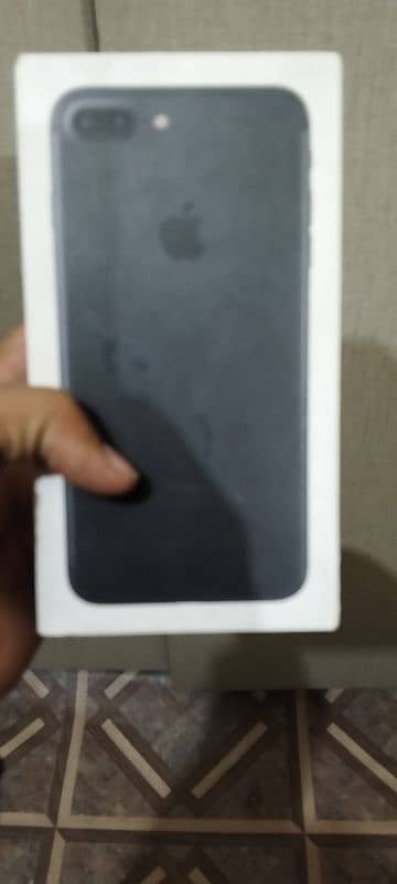 iphone 7 plus box cabel pta aprov  32 GB 4