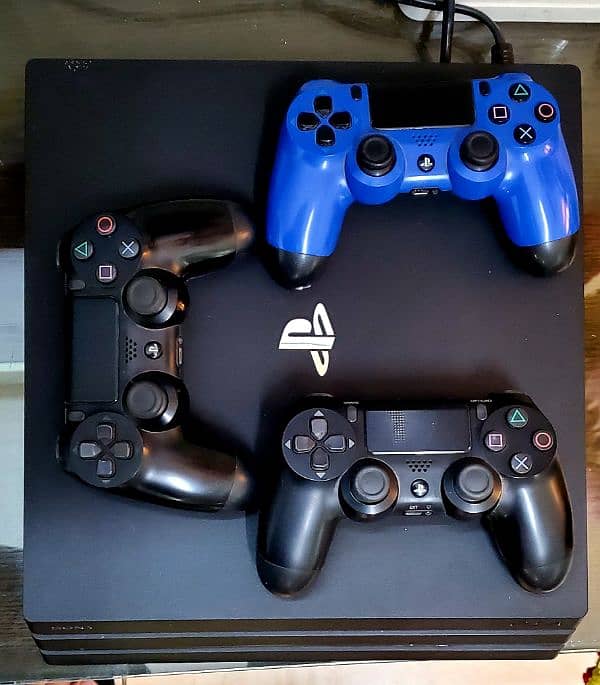 Sony PlayStation 4 Pro 1-TB 4