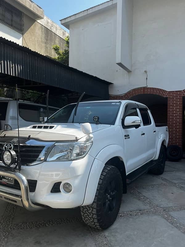 Toyota Hilux Vigo champ 2016 18