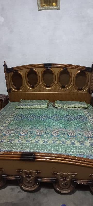 complete Bed&side table &Dressing Table & showcase 0