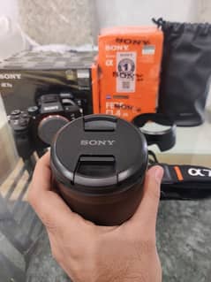 Sony Lens 35mm 1.4 for sale